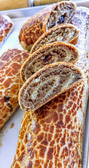 Hungarian walnuts/poppy seeds roll - The Baigli